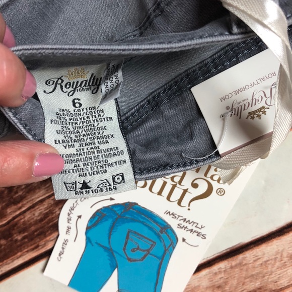 ❗️Last 1! Size 8 Wanna Better Butt Light Grey jean - Picture 4 of 8